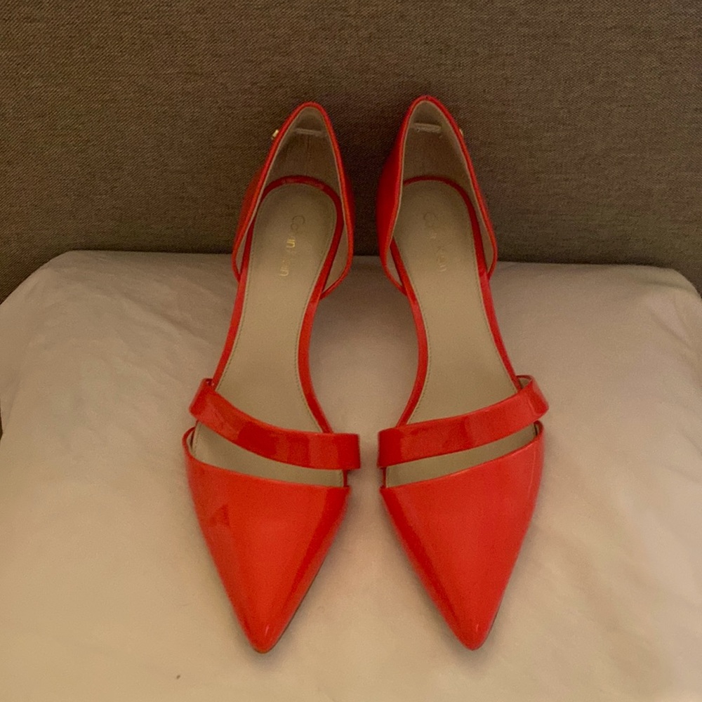 Coral Calvin Klein Pumps
